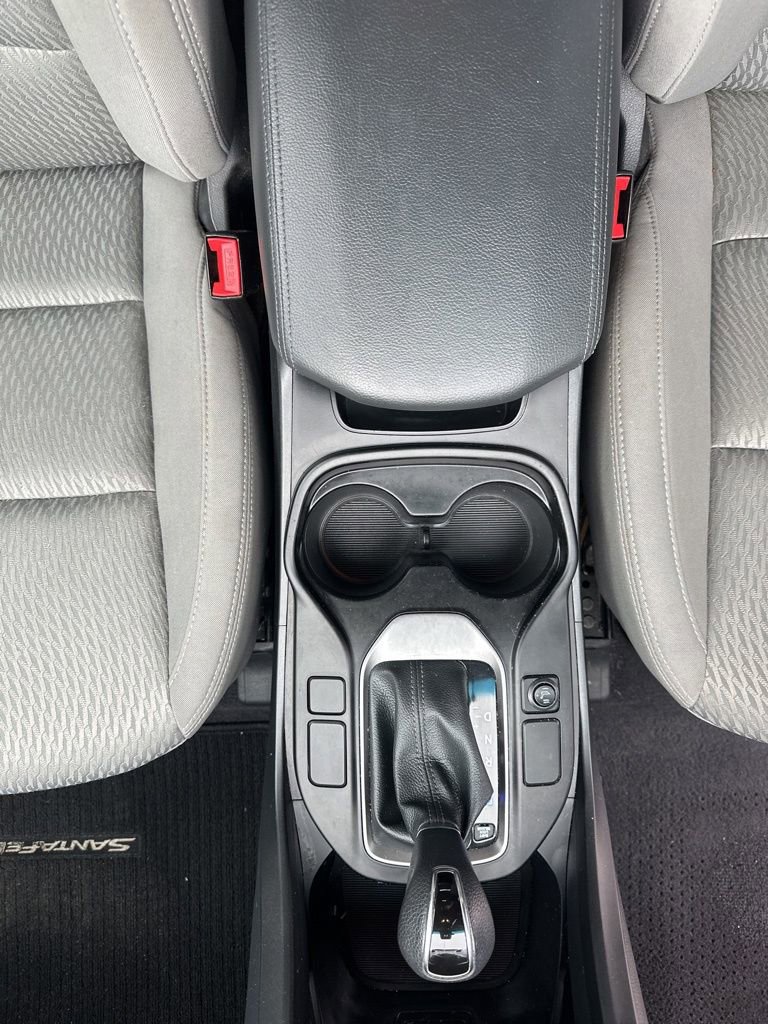 Used 2018 Hyundai Santa Fe SE image 36