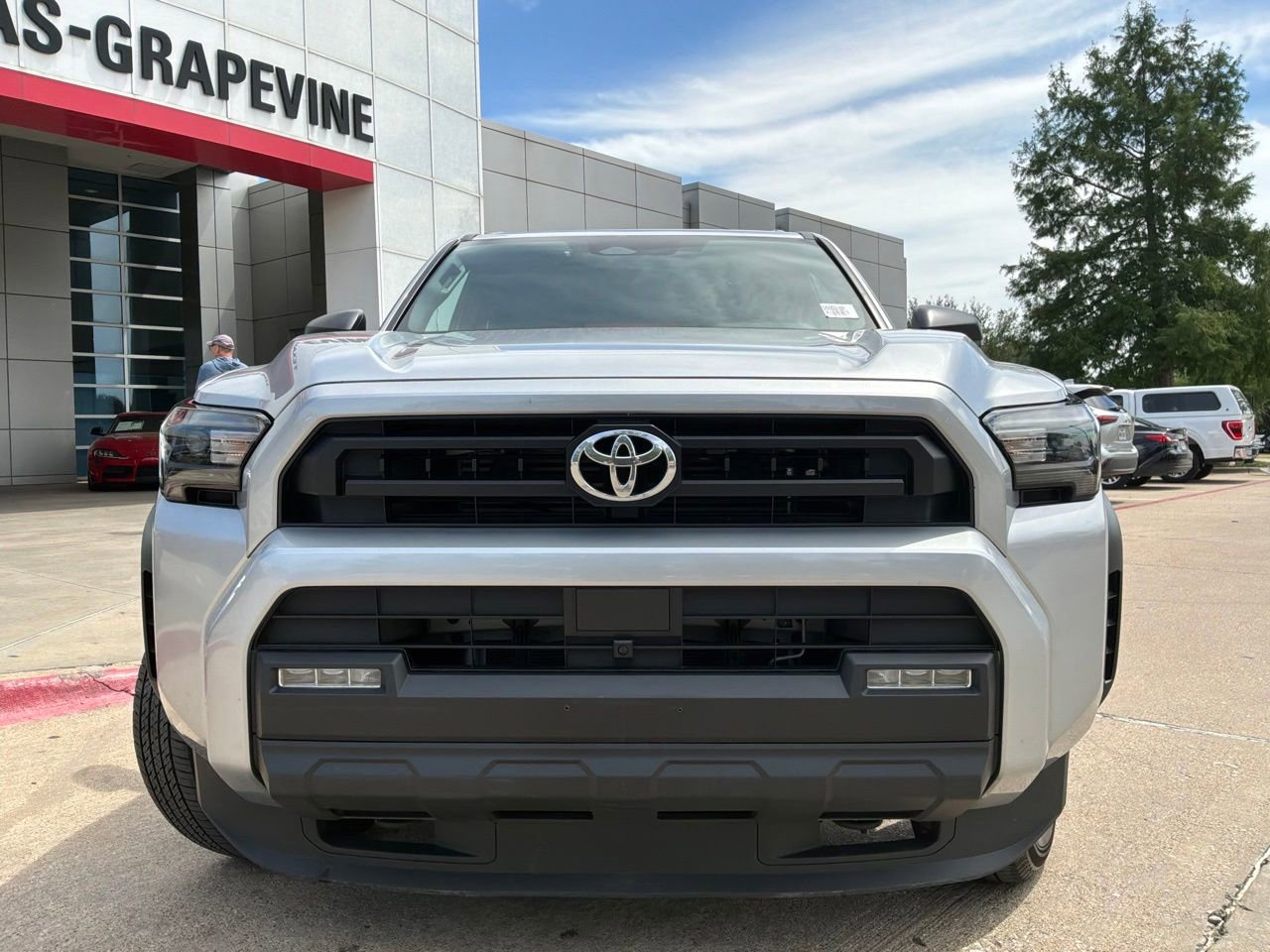 Used 2025 Toyota 4Runner SR5 RWD image 3