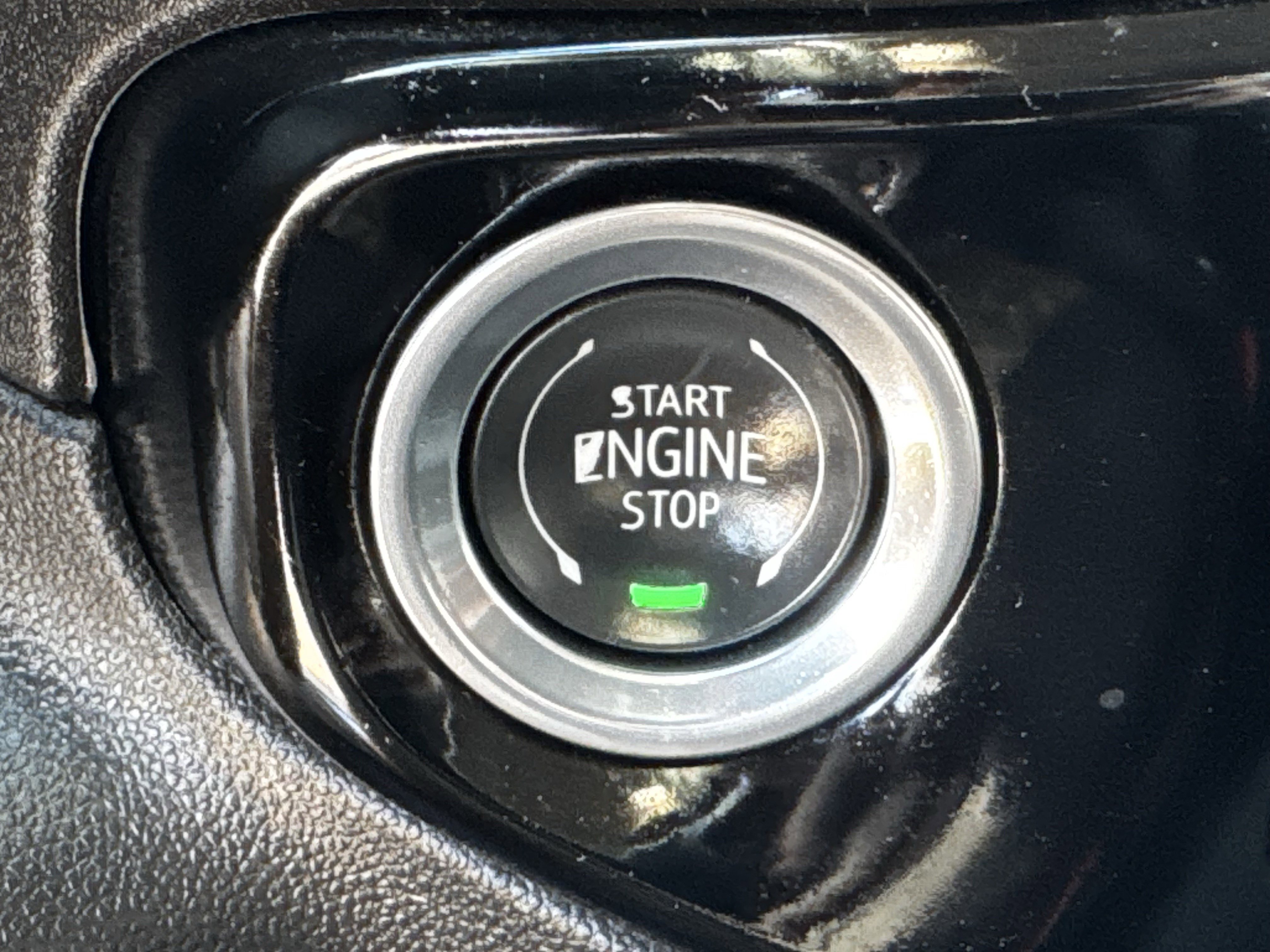 Used 2025 Chevrolet Silverado 2500 LT w/ Convenience Package image 23