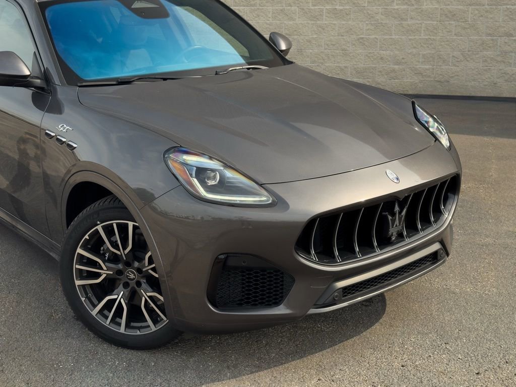 Certified 2024 Maserati Grecale GT image 38