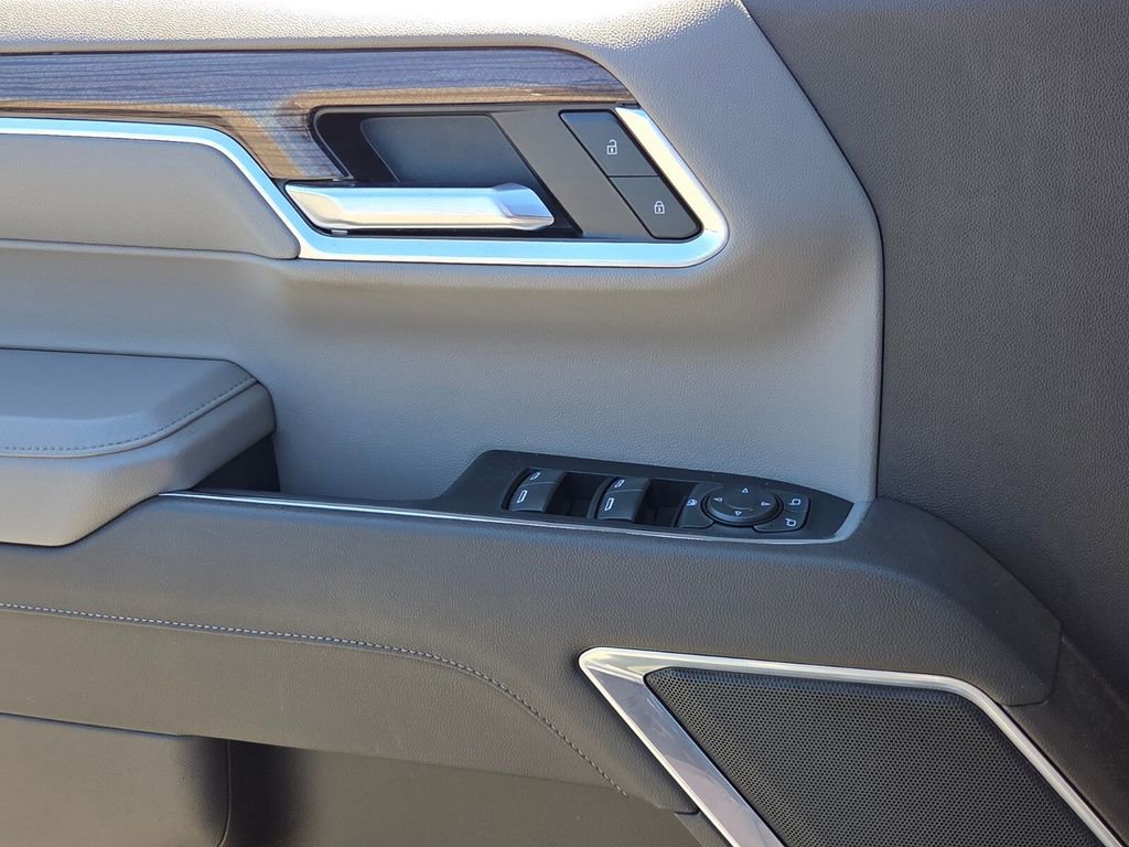 Used 2024 Chevrolet Silverado 1500 LT w/ Z71 Off-Road Package image 25