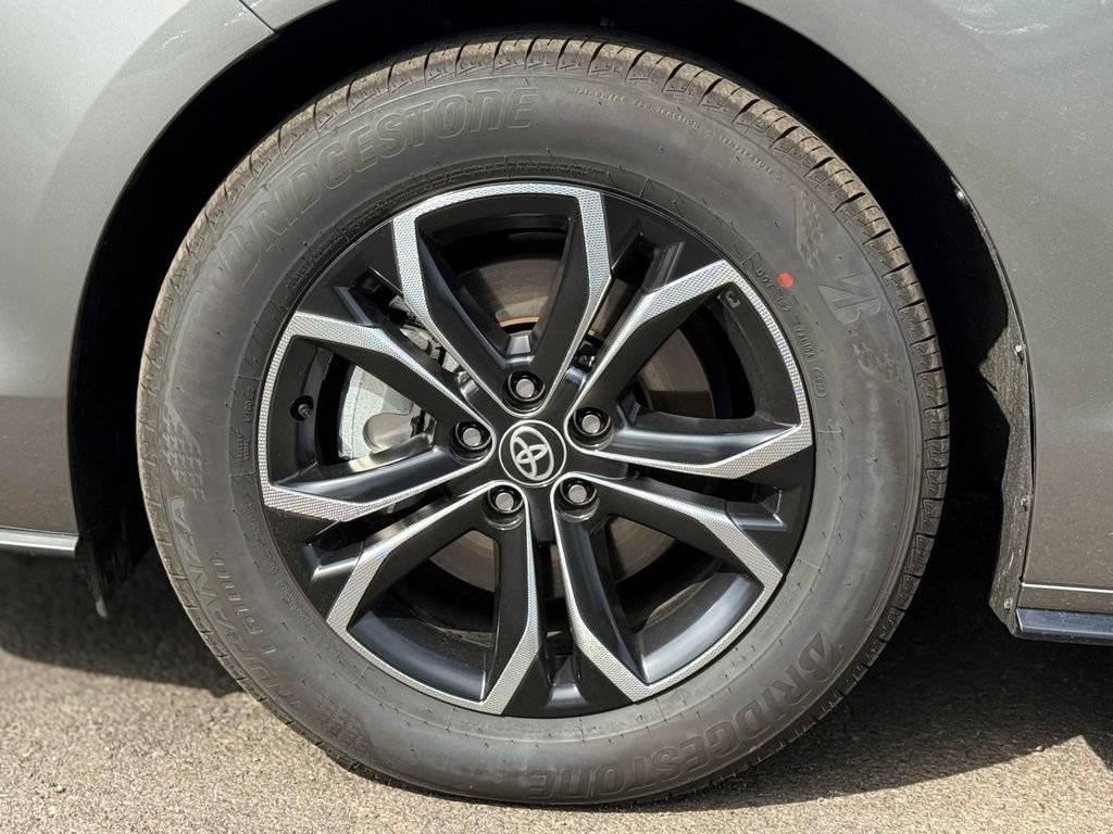 Certified 2026 Toyota Sienna Platinum AWD/4WD image 9