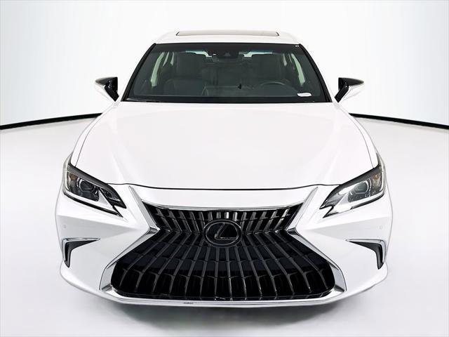 Certified 2025 Lexus ES 300h w/ Premium Package FWD image 2