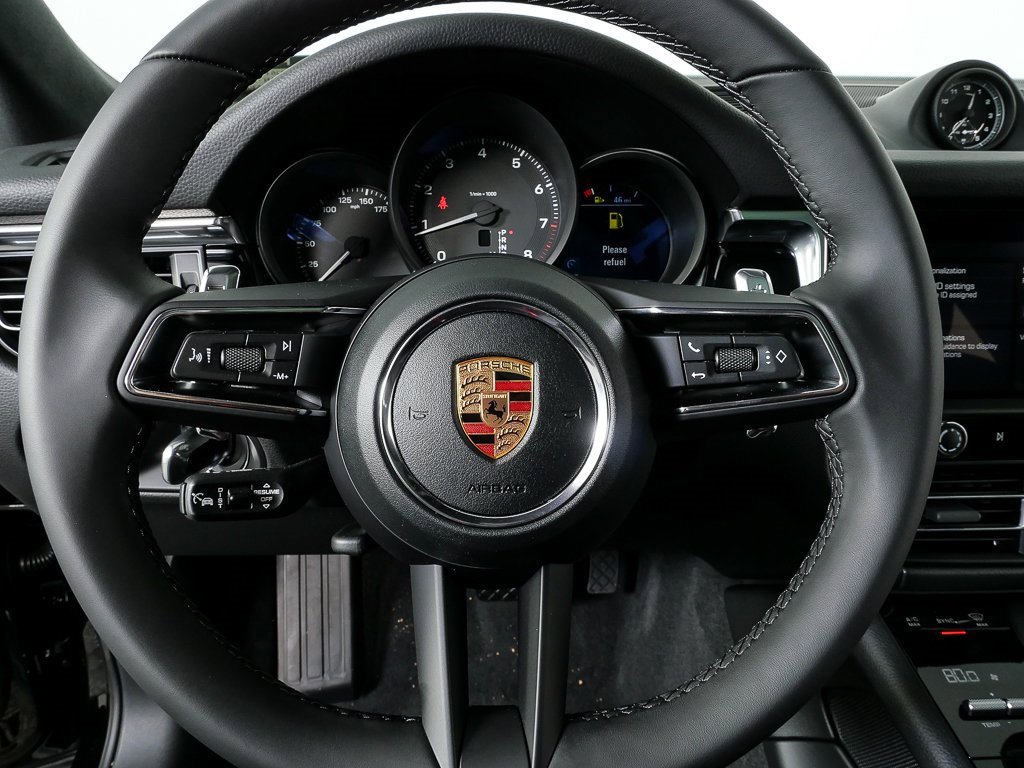 New 2026 Porsche Macan image 9