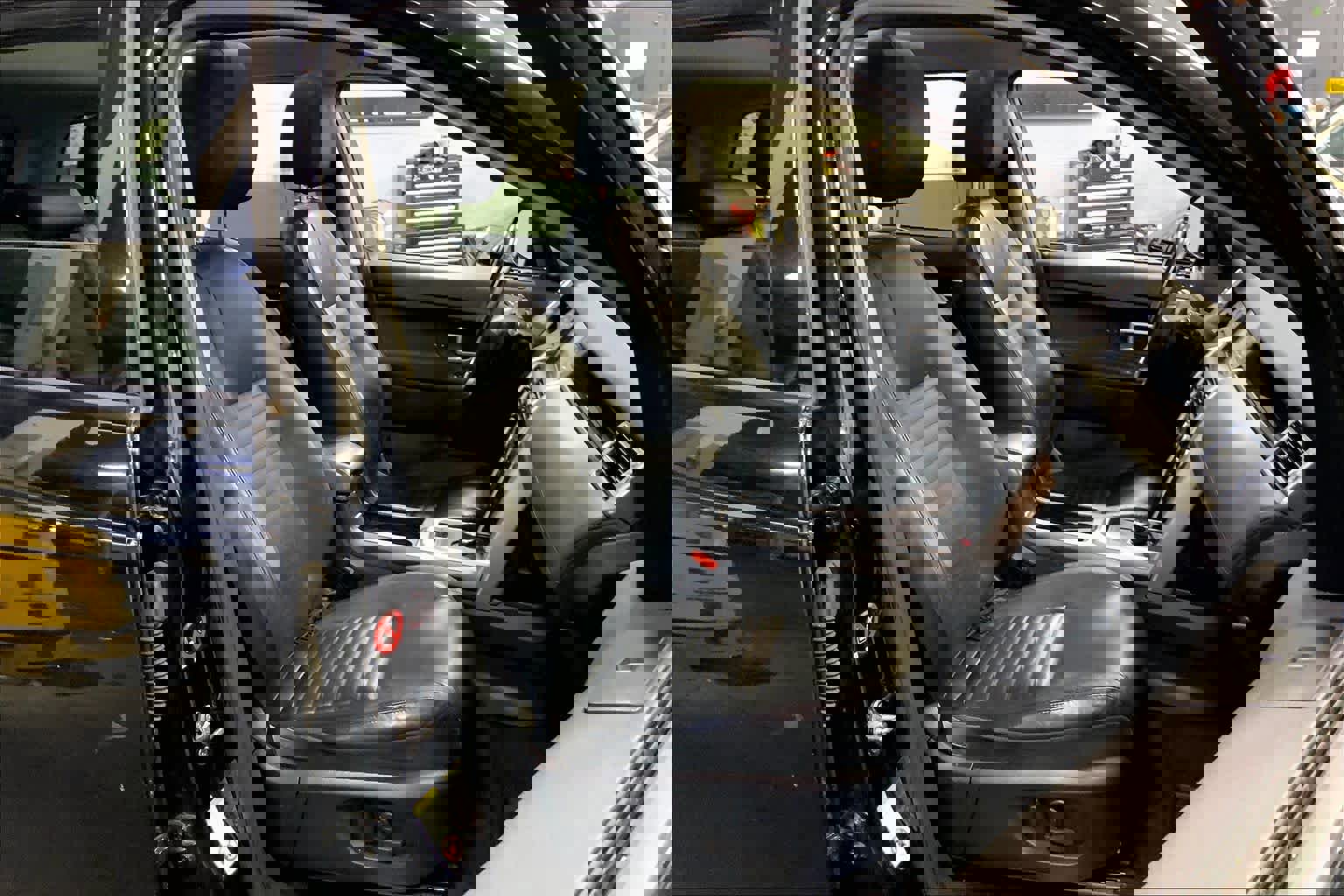 Used 2017 Land Rover Discovery Sport HSE Luxury image 8