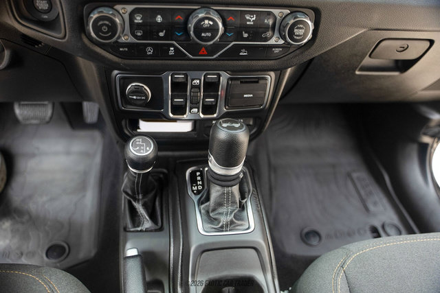 Used 2024 Jeep Wrangler Unlimited Sport AWD/4WD image 51