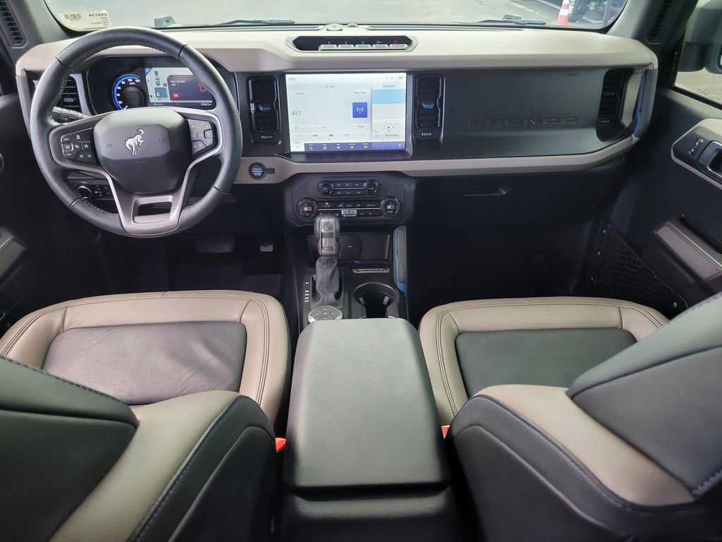 Certified 2023 Ford Bronco Wildtrak image 12