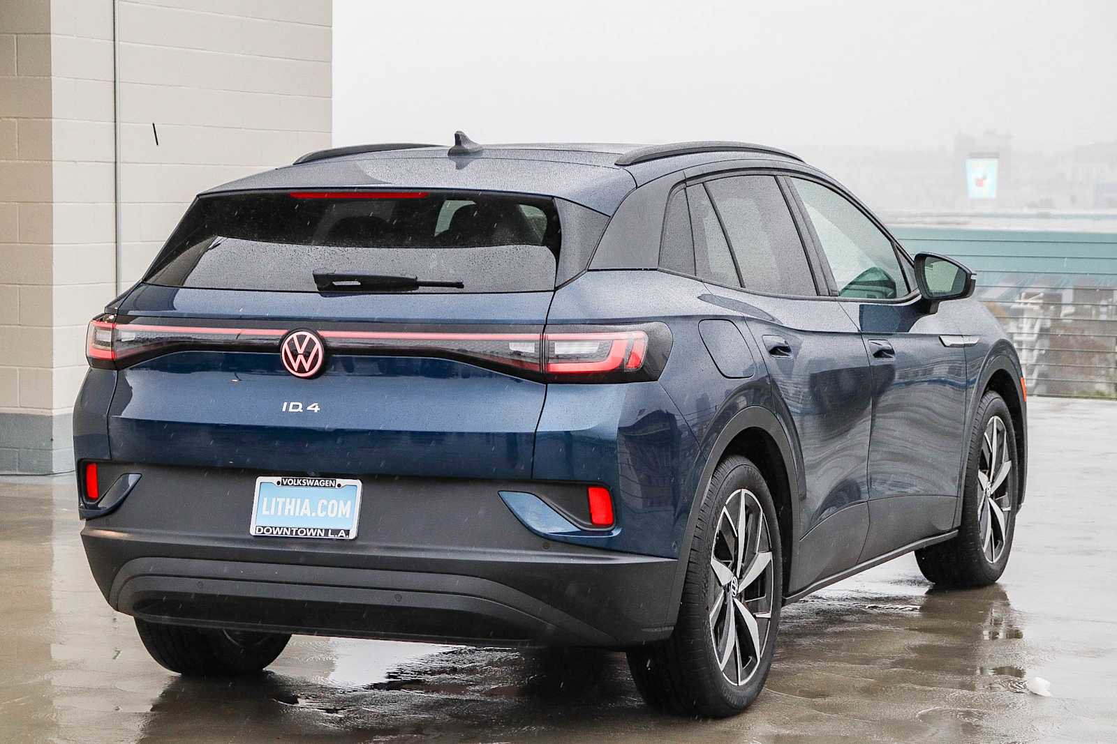 Used 2023 Volkswagen ID.4 S image 4