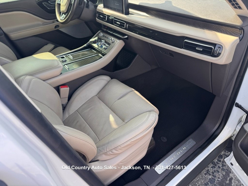 Used 2020 Lincoln Aviator Reserve w/ Equipment Group 202A AWD/4WD image 18