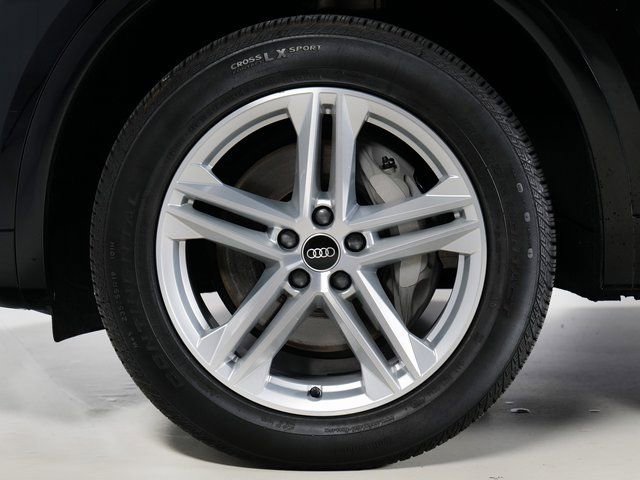 Used 2021 Audi Q5 e Premium Plus image 32