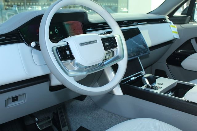 New 2026 Land Rover Range Rover SV image 14