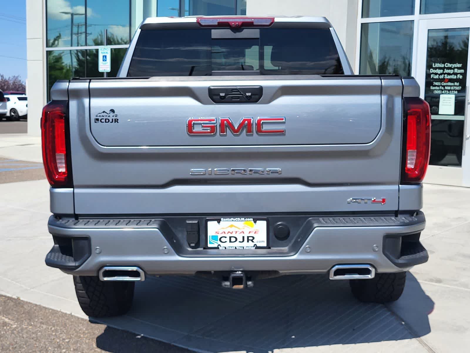 Used 2024 GMC Sierra 1500 AT4 w/ Technology Package AWD/4WD image 6
