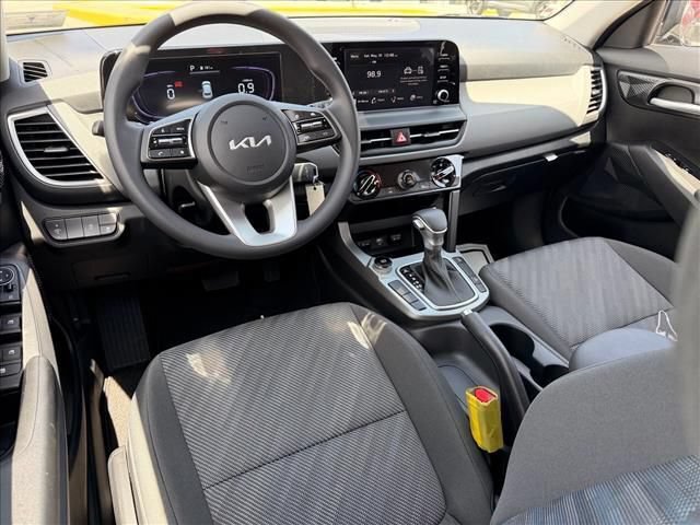 New 2026 Kia Seltos LX AWD/4WD image 8