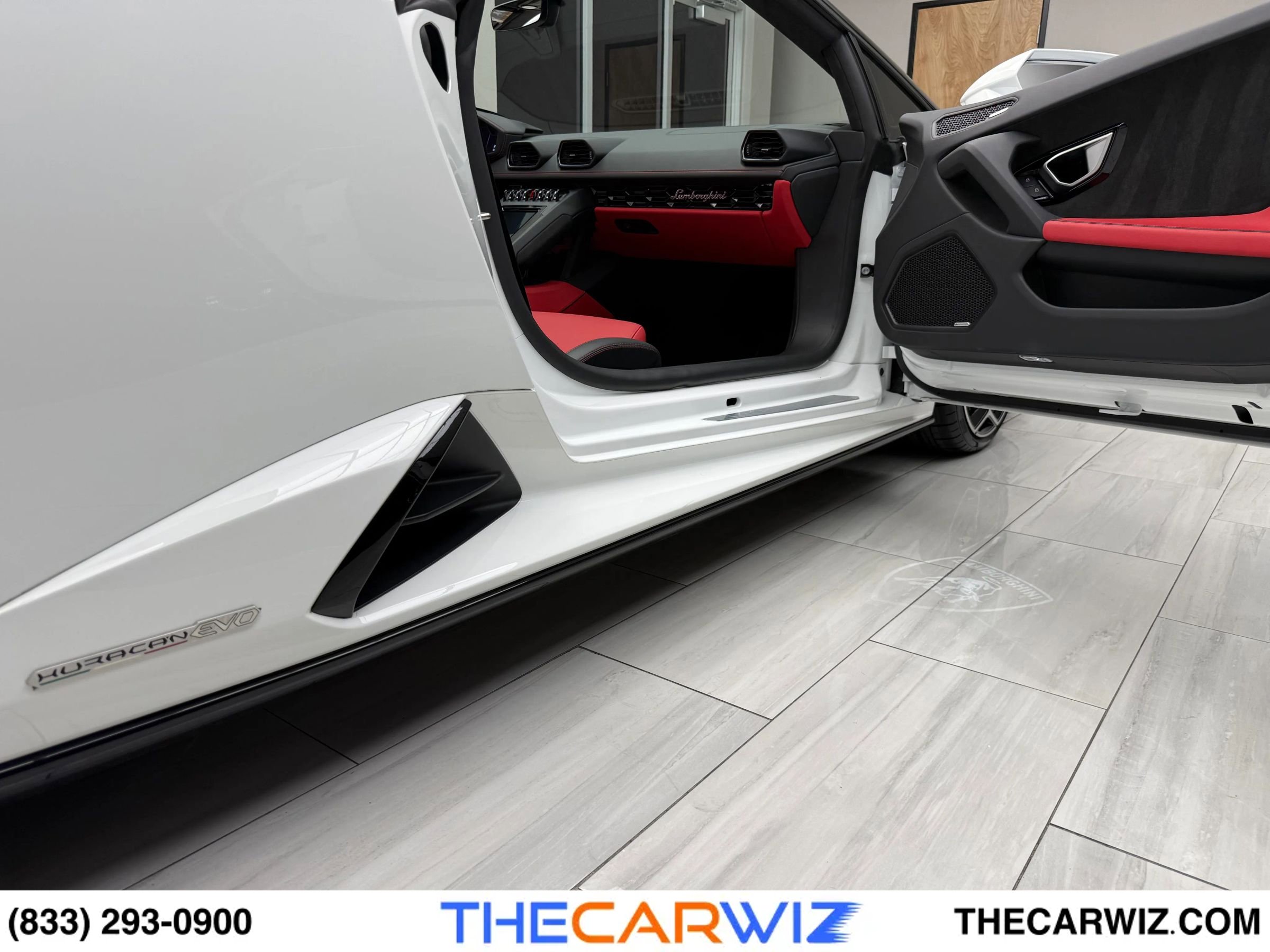 Used 2020 Lamborghini Huracan EVO image 81