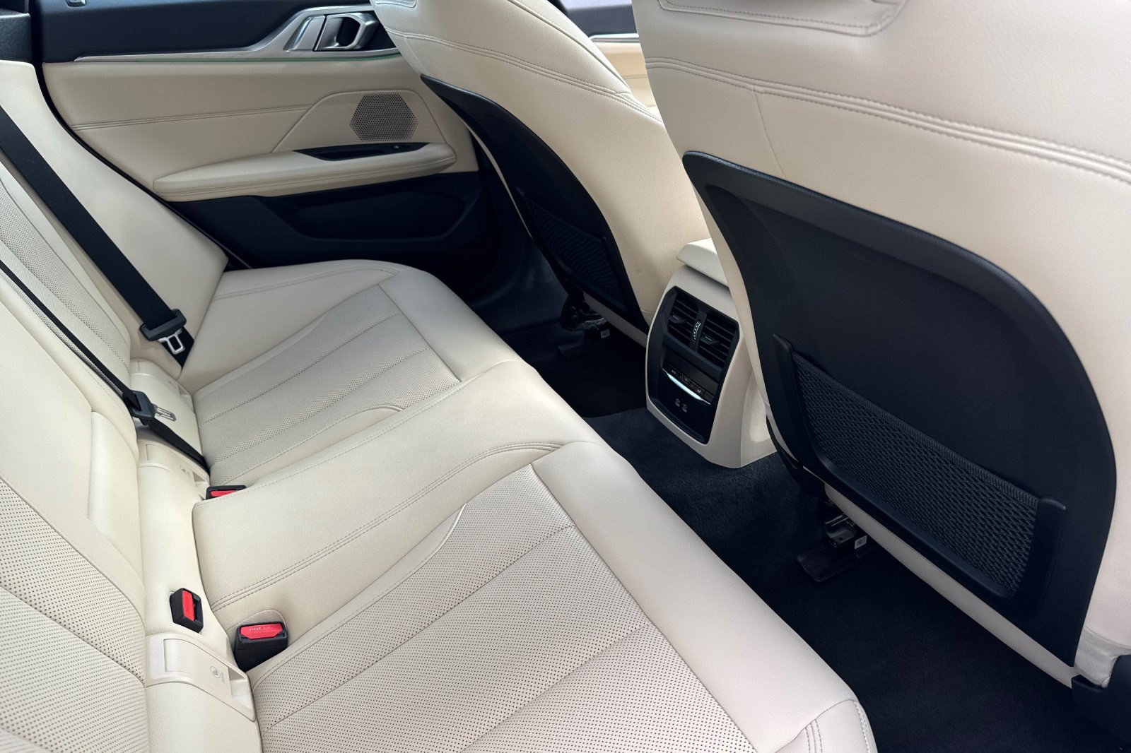 Certified 2023 BMW i4 eDrive40 w/ Premium Package RWD image 33