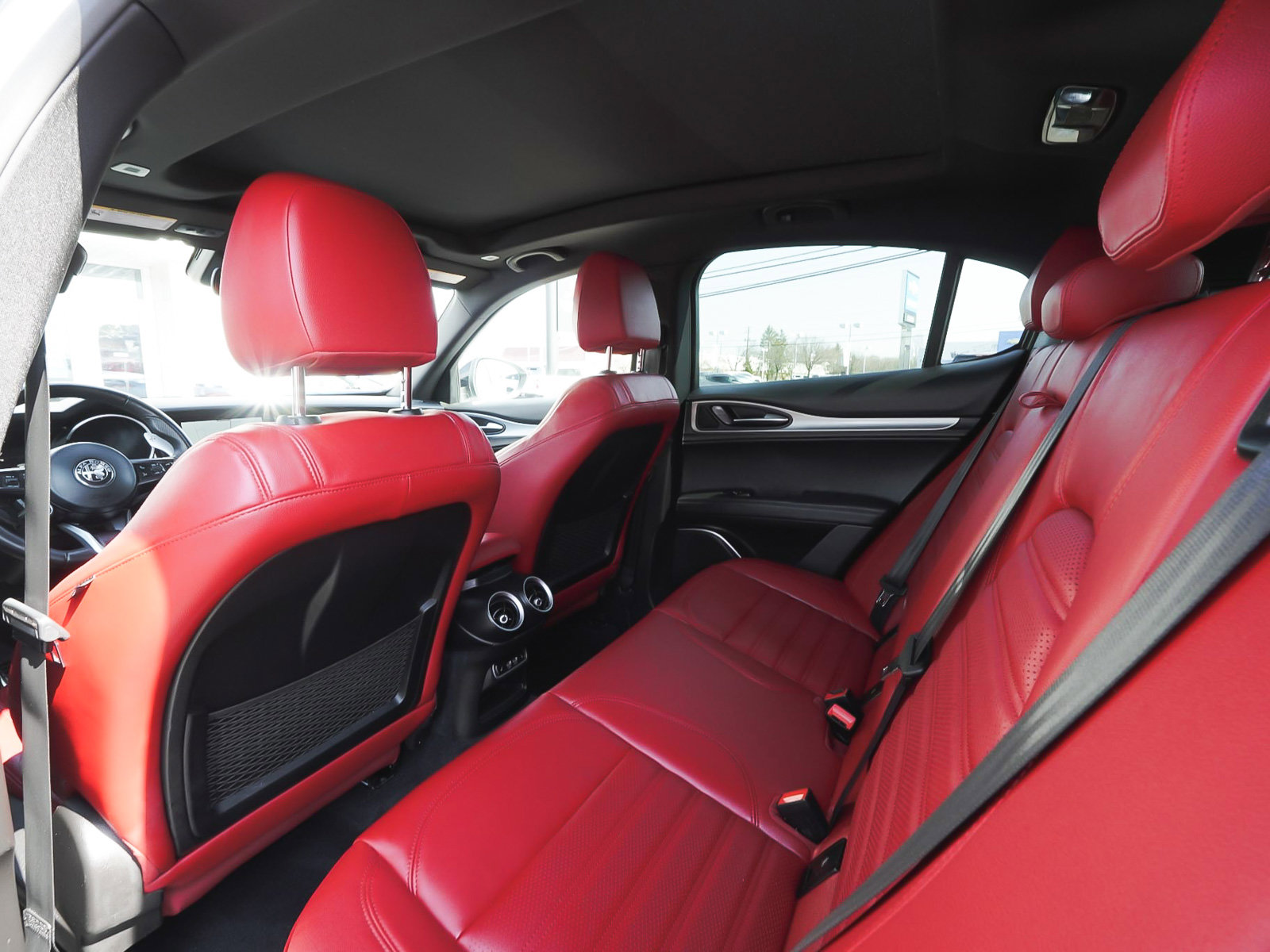 Used 2023 Alfa Romeo Stelvio Veloce image 34