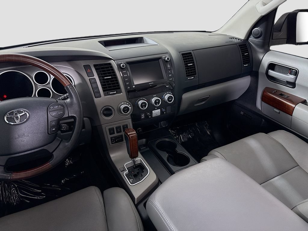 Used 2013 Toyota Sequoia Platinum AWD/4WD image 26