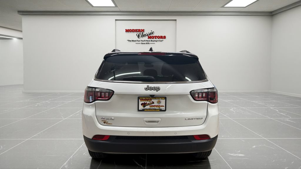 Used 2024 Jeep Compass Limited AWD/4WD image 4