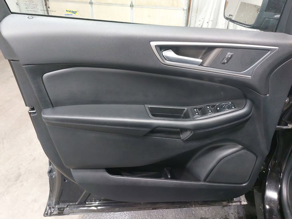 Used 2023 Ford Edge SEL w/ Convenience Package AWD/4WD image 28