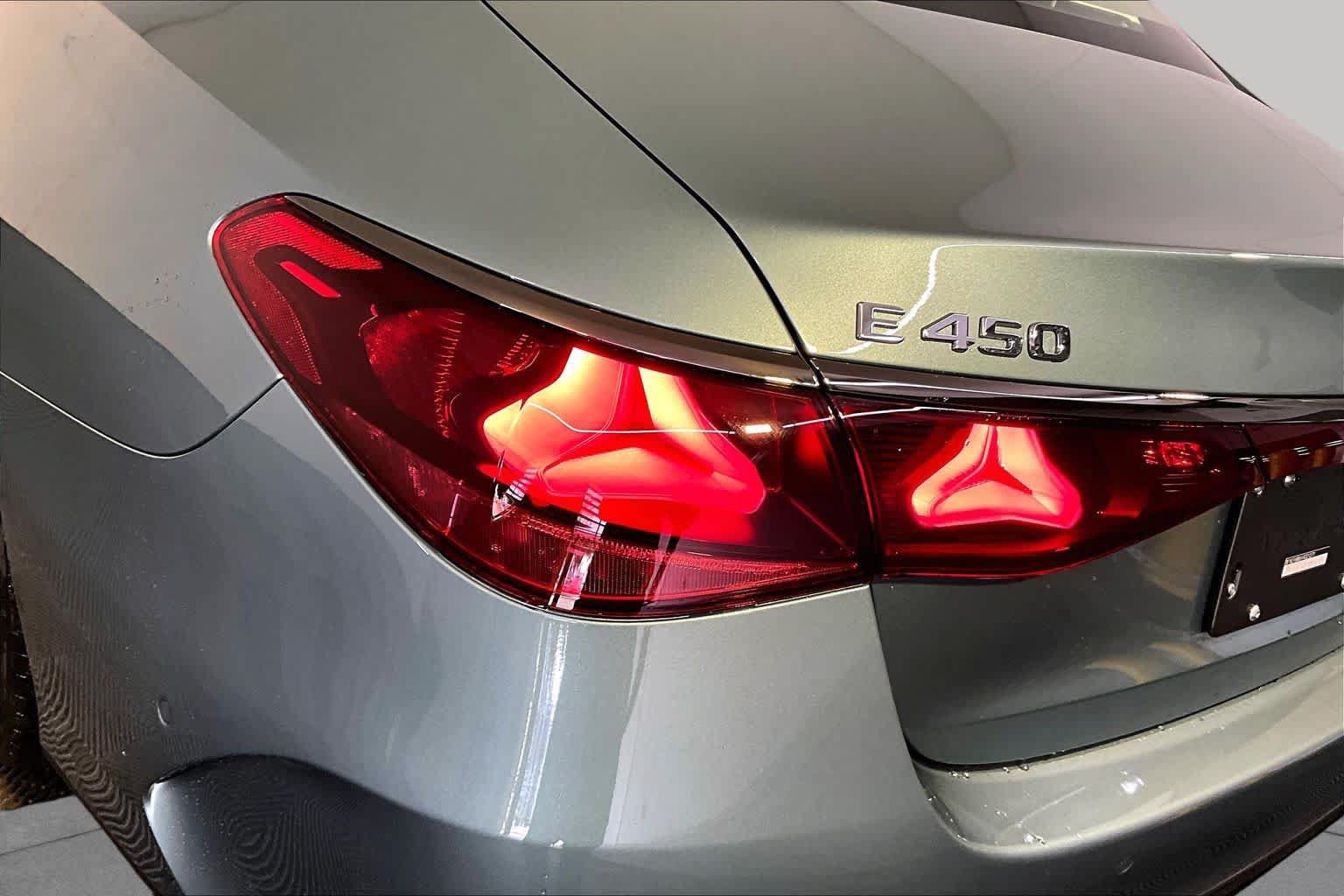 New 2027 Mercedes-Benz E 450 4MATIC Sedan image 5