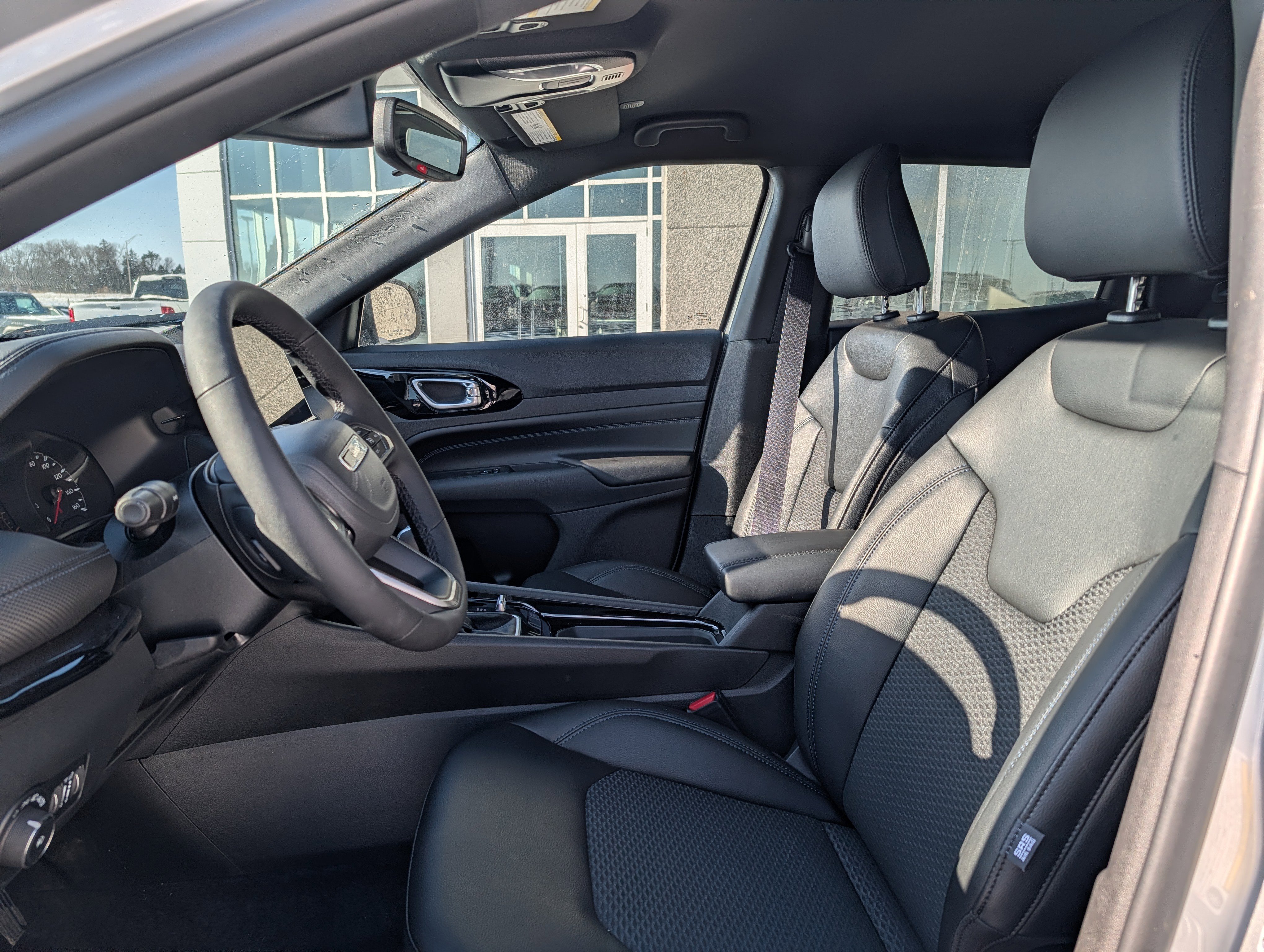 New 2026 Jeep Compass Latitude image 5