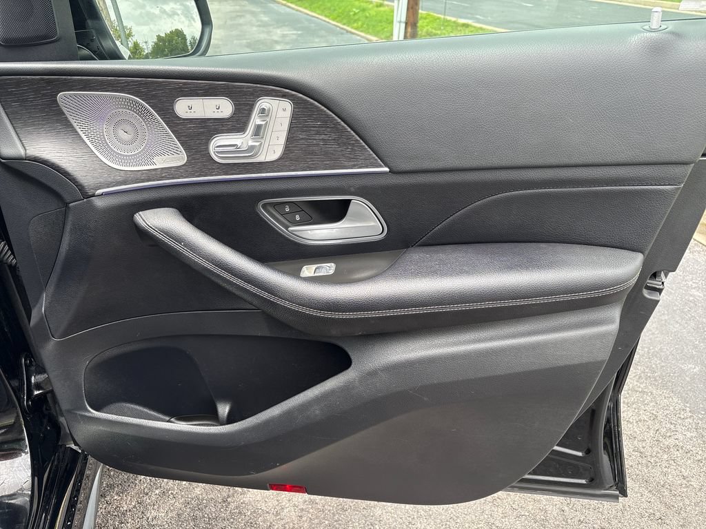 Used 2024 Mercedes-Benz GLE 450 4MATIC image 46