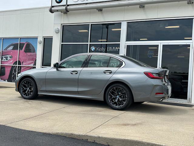 Certified 2025 BMW 330i xDrive Sedan w/ Premium Package AWD/4WD image 6