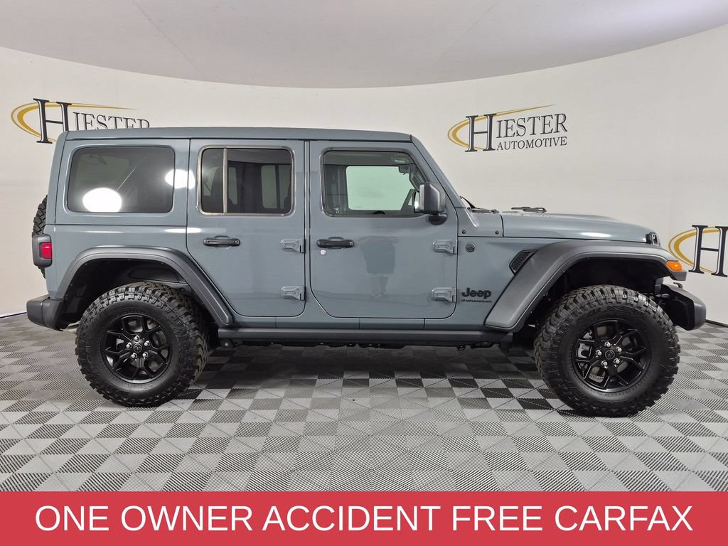Used 2025 Jeep Wrangler Unlimited Sport AWD/4WD image 3