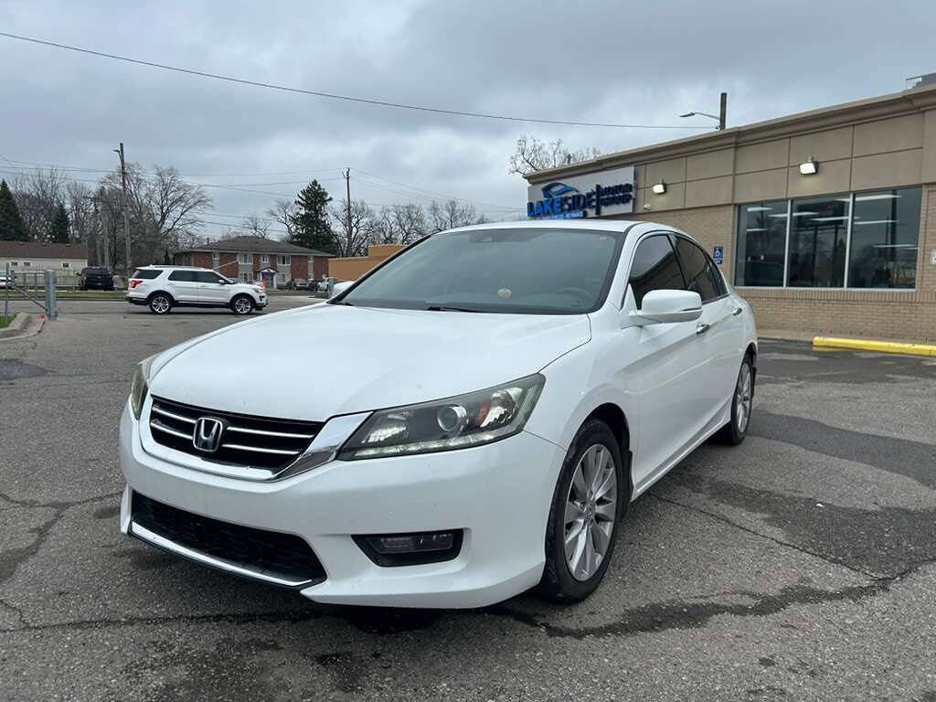 Used 2015 Honda Accord EX-L image 1