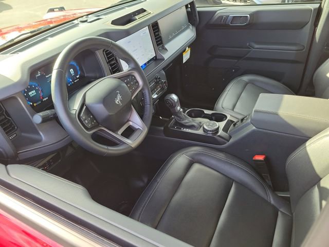 Used 2025 Ford Bronco Big Bend image 3