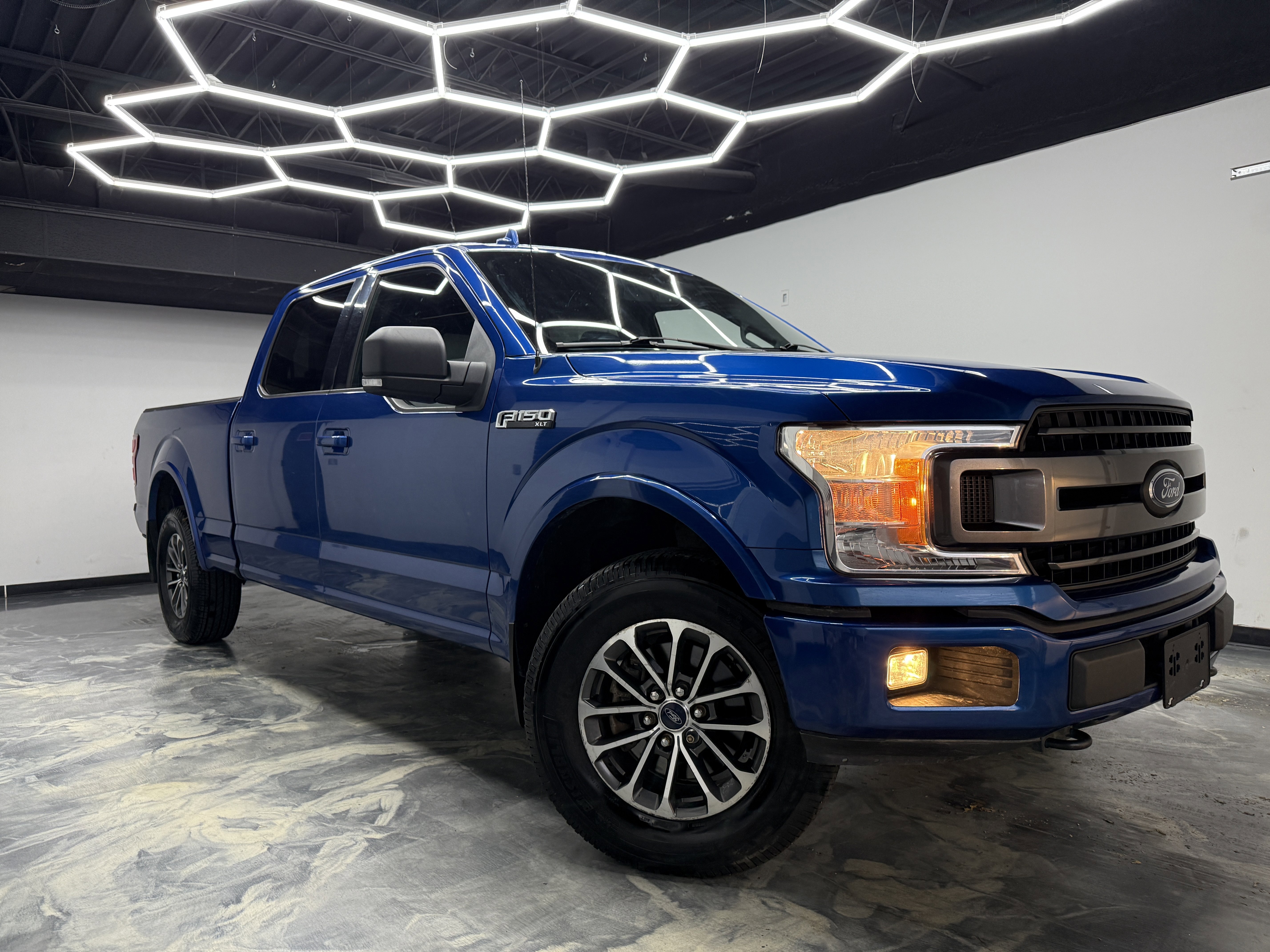 Used 2018 Ford F150 XLT w/ Equipment Group 302A Luxury image 5