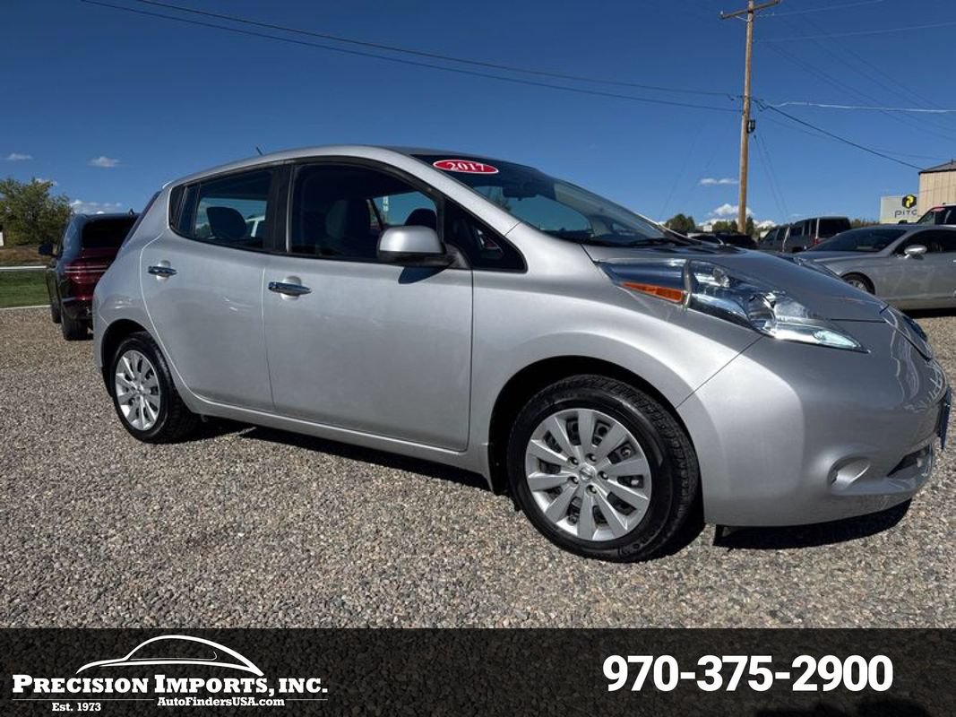Used 2017 Nissan Leaf S w/ Charge Package FWD image 1