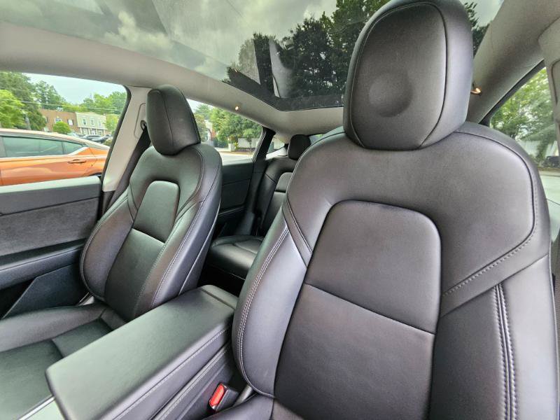 Used 2023 Tesla Model Y Long Range AWD/4WD image 39