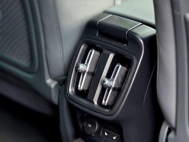 Used 2021 Polestar Polestar 2 w/ Performance Package AWD/4WD image 48