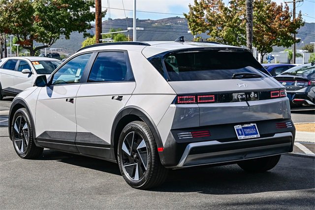 Certified 2025 Hyundai Ioniq 5 SEL image 8