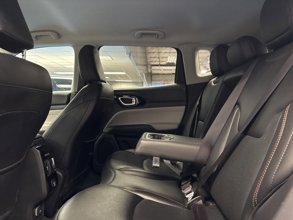 Used 2022 Jeep Compass Limited image 19