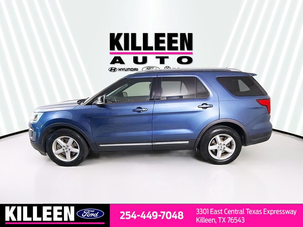 Used 2018 Ford Explorer XLT w/ Equipment Group 201A image 4