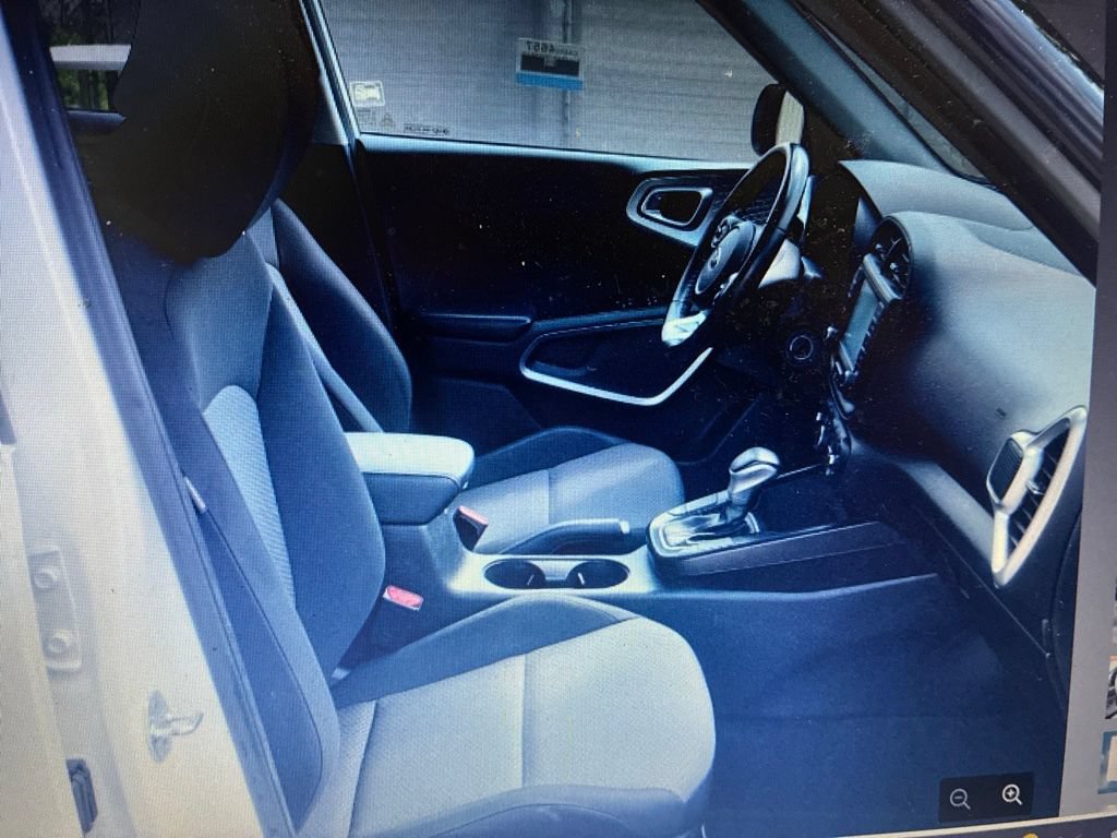 Used 2021 Kia Soul X-Line FWD image 9