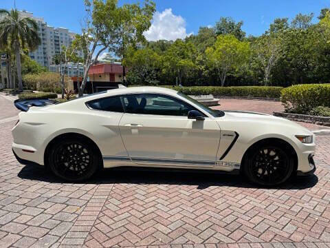 Used 2020 Ford Mustang Shelby GT350 w/ Technology Package image 8