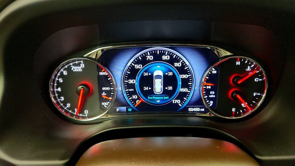 Used 2019 GMC Acadia Denali image 15