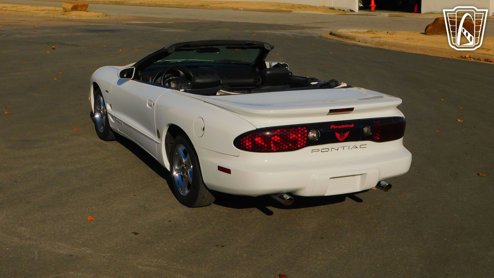 Used 2002 Pontiac Firebird Convertible image 17