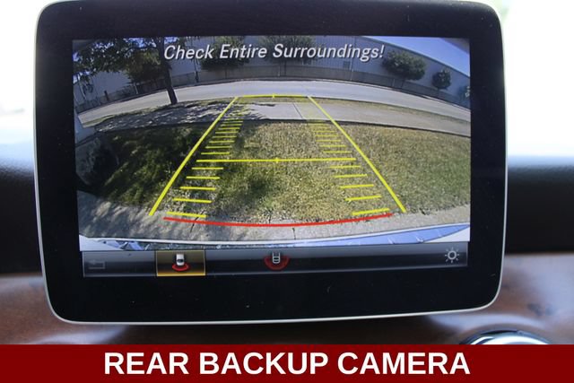 Used 2020 Mercedes-Benz GLA 250 4MATIC w/ Premium Package image 5