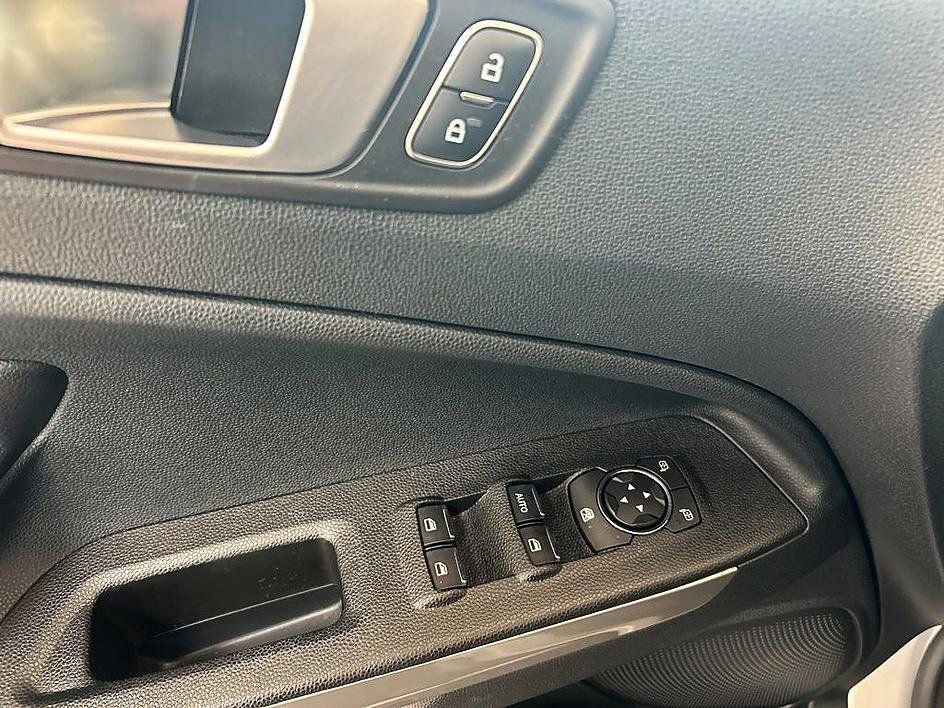 Used 2022 Ford EcoSport Titanium AWD/4WD image 10