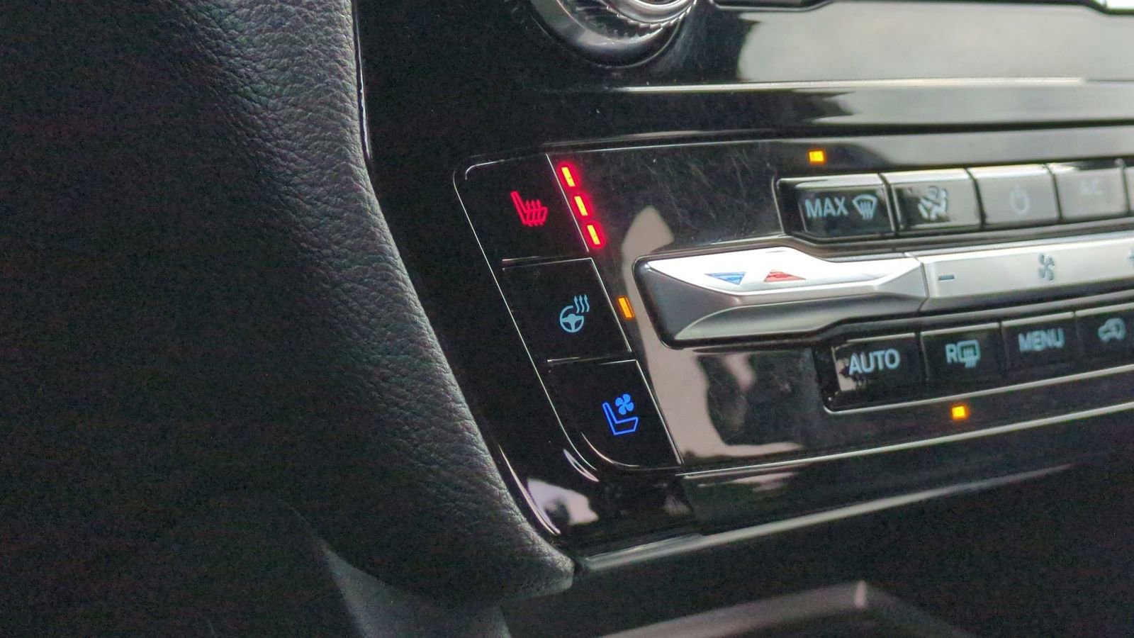 Used 2022 Ford Explorer ST w/ Equipment Group 401A image 39