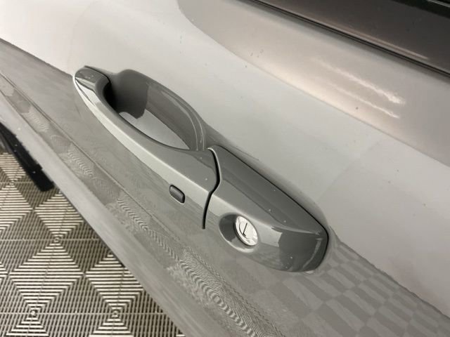 Used 2021 Jeep Grand Cherokee SRT AWD/4WD image 11