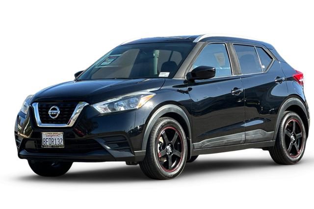 Used 2018 Nissan Kicks SV