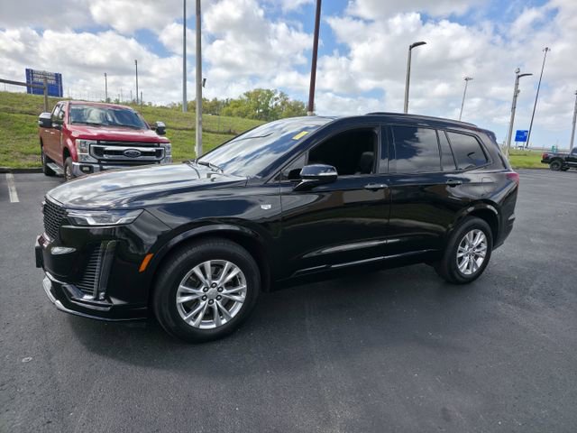 Used 2025 Cadillac XT6 Luxury image 9