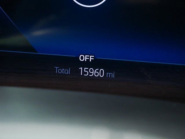 Used 2024 BMW X5 xDrive40i w/ Premium Package image 12