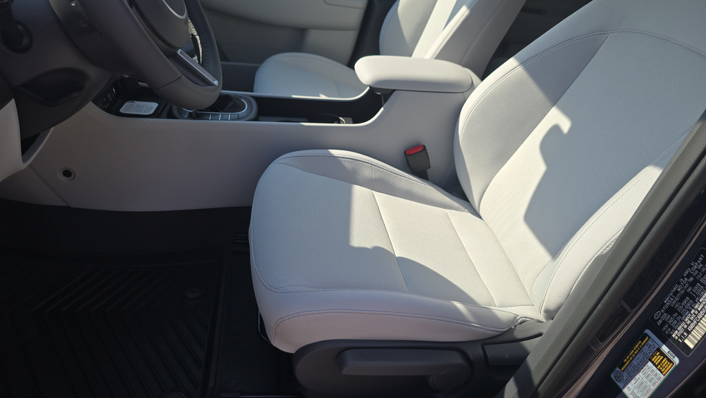 New 2027 Hyundai Kona SEL Sport AWD/4WD image 14