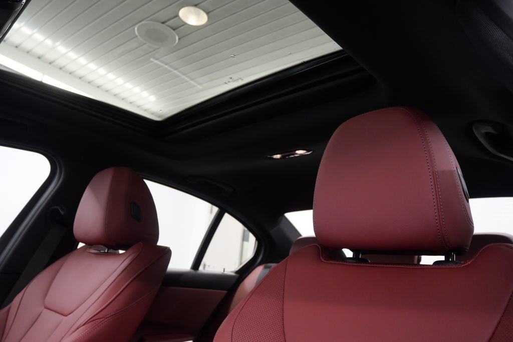 Used 2025 BMW 330i Sedan w/ Premium Package image 13